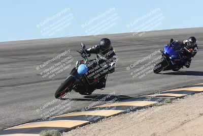 media/Oct-13-2025-Moto Forza (Mon) [[a66d839500]]/4-C Group/Session 2 (Bowl)/